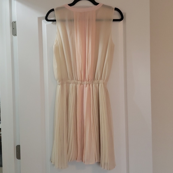 Victoria Secret XS Dress - Picture 4 of 8